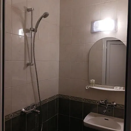 Wild Chery - 2 Bedroom - Economy Apartament Warna